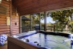 SCREENED-IN HOT TUB w/NEARBY FIREPLACE